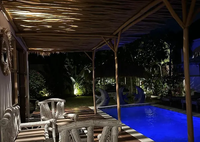 Jolie Provincial A Bali Melasti
